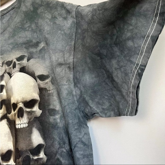 The Mountain Shirt Sz L Skull Bones Breakthrough Mens Graphic Tee Tie Dye NWOT - Picture 6 of 9